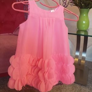 Infant pink poofy dress